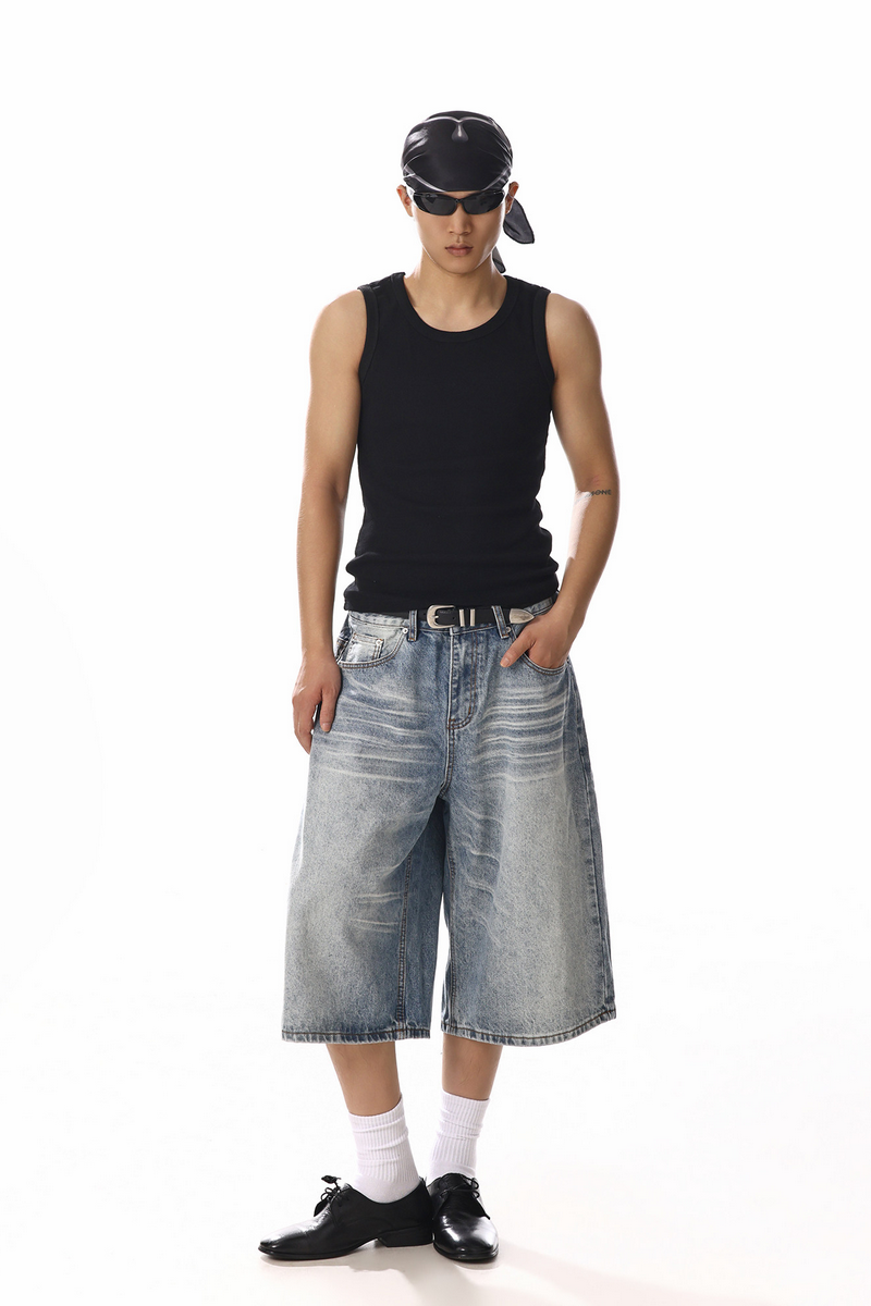 MBEXX(エムビーイーエックスエックス)の「Distressed Whisker Cropped Jeans(Pants)」