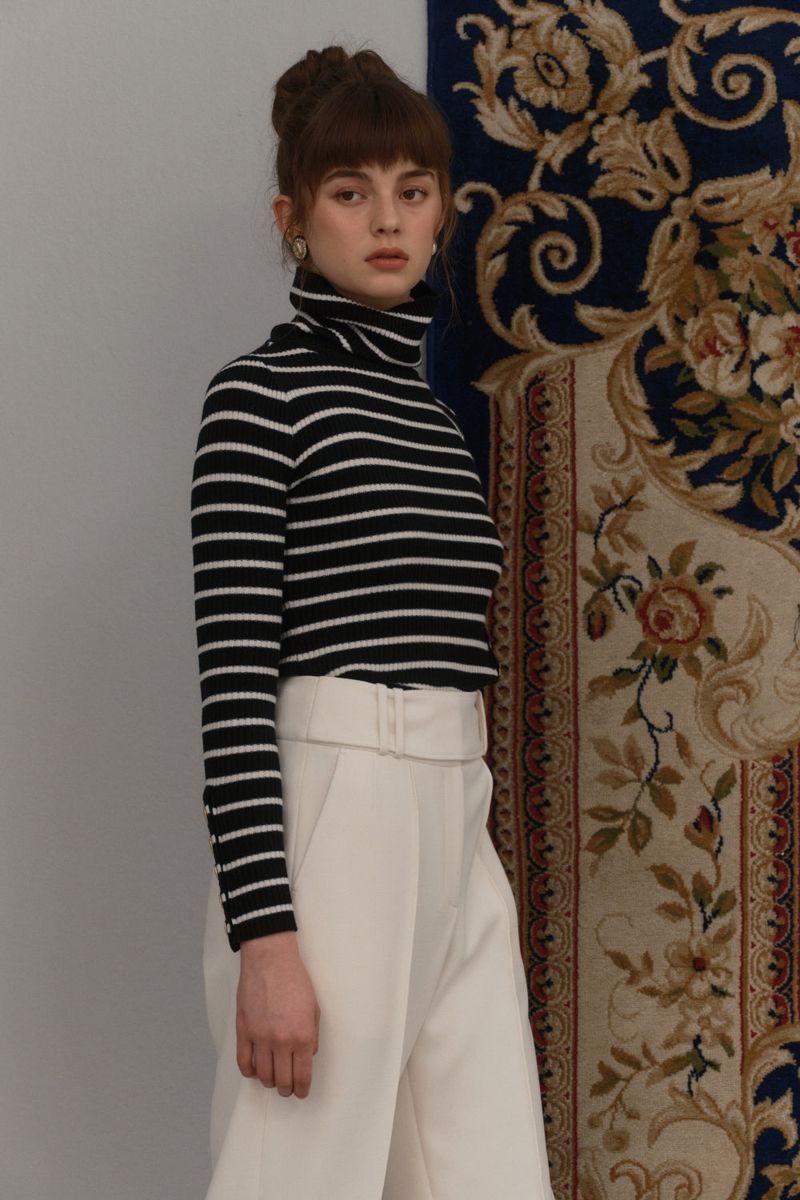 Pin tuck pants