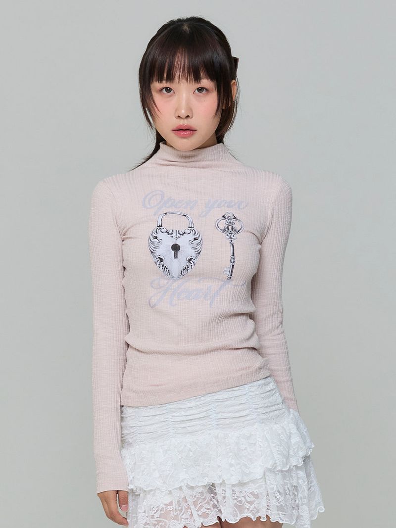ADORE BELLE(アドールベル)の「OPEN YOUR HEART TURTLENECK T-SHIRT - PINK(Tops)」