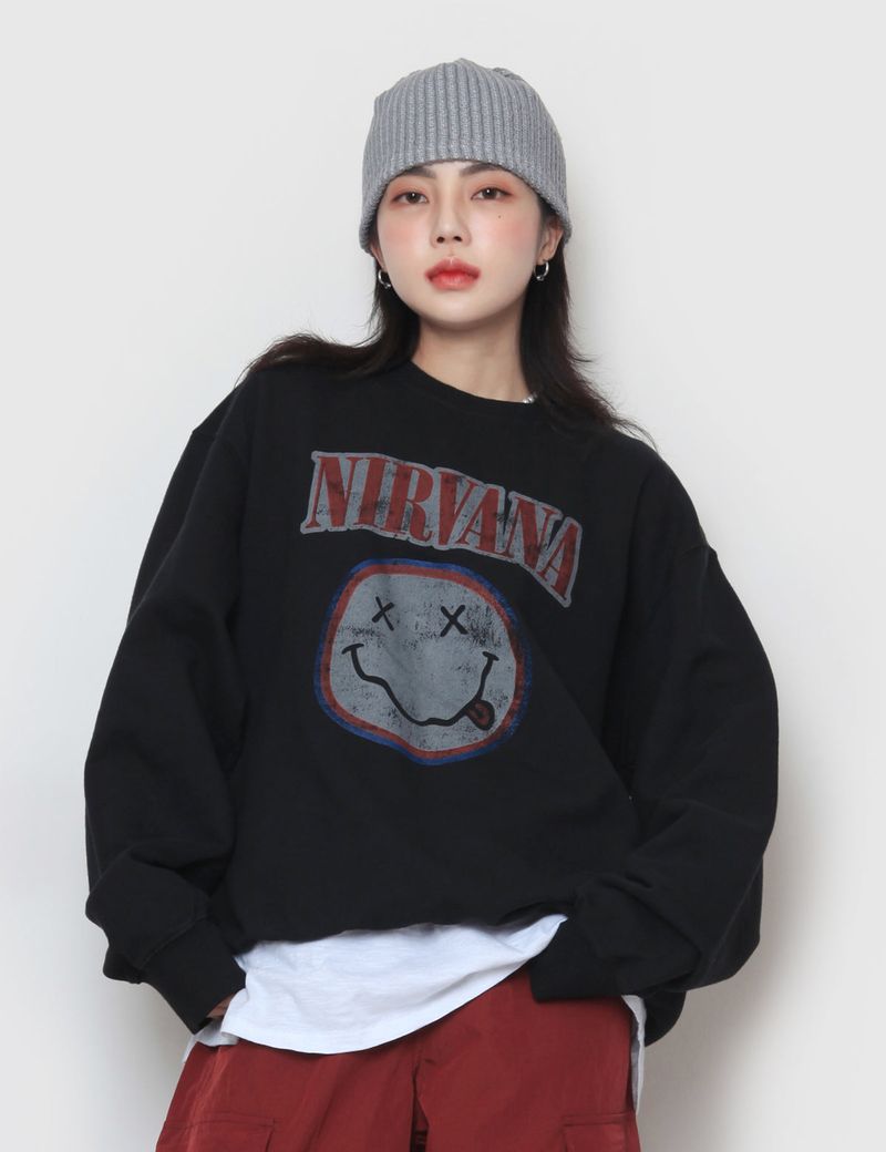 nutellike(ヌテールライク)の「Smile Black Nirvana Sweatshirt(Tops)」