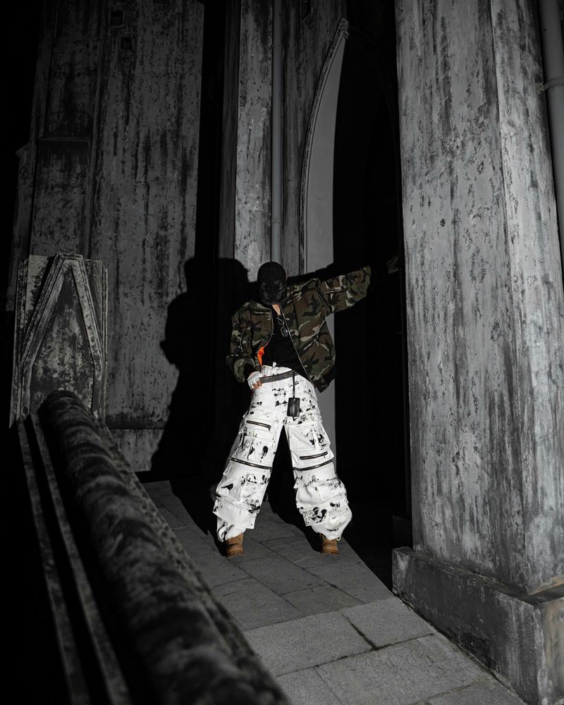 WASH-DENIM CARGO PANTS MULTI POCKET (White)
