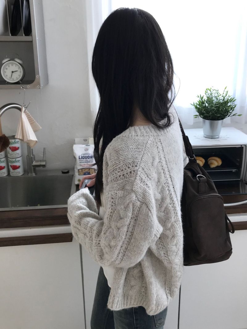 cable cardigan (2 colors)