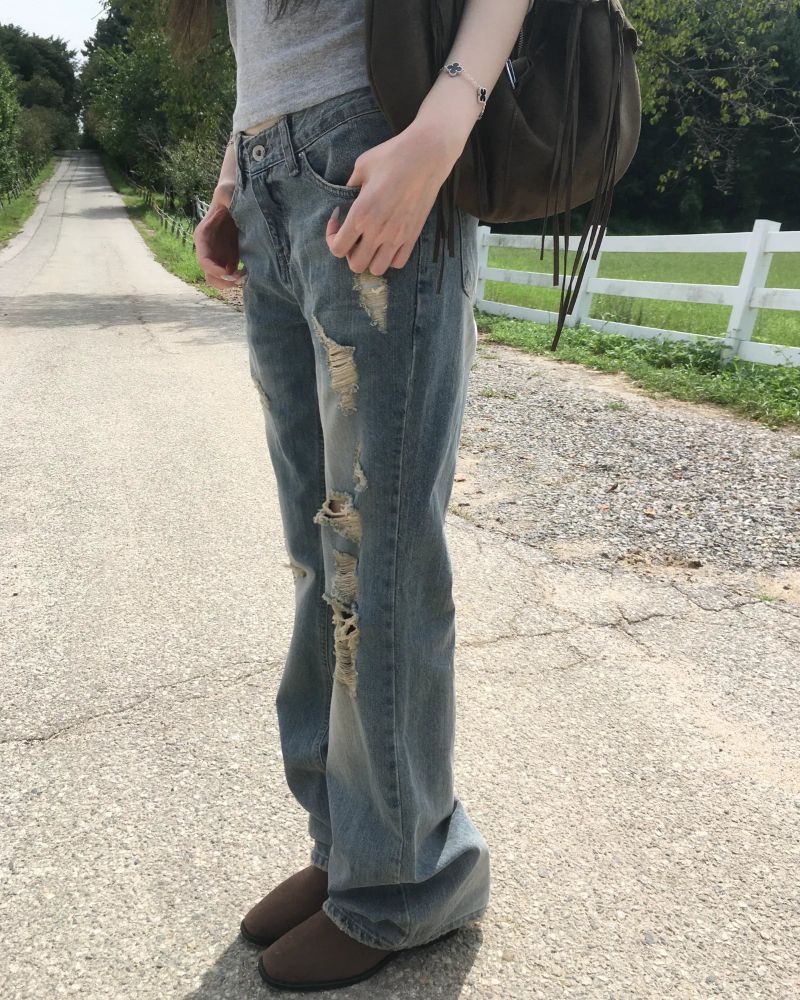 OOTJ loose damage flare jeans