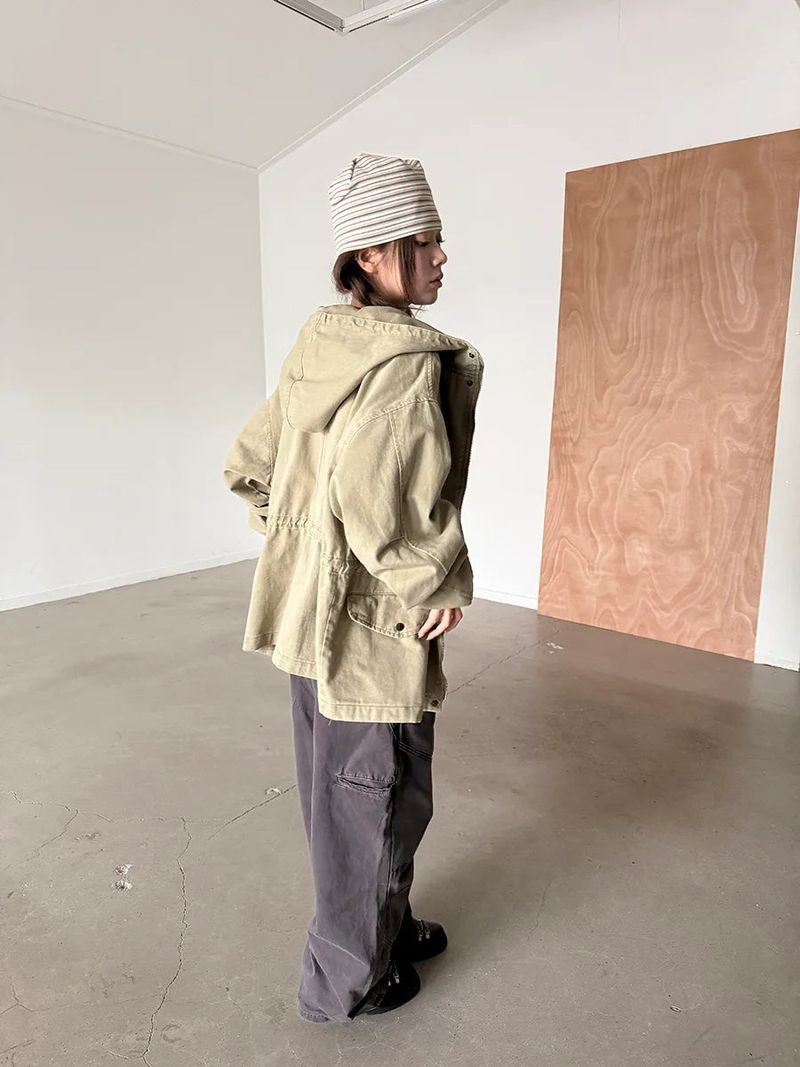 diagonal line pants