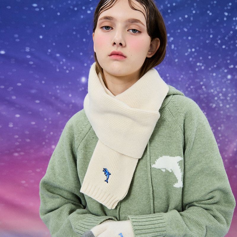 WaiKei（ワイケイ）の「ドルフィンカシミアマフラー（ファッション小物）」