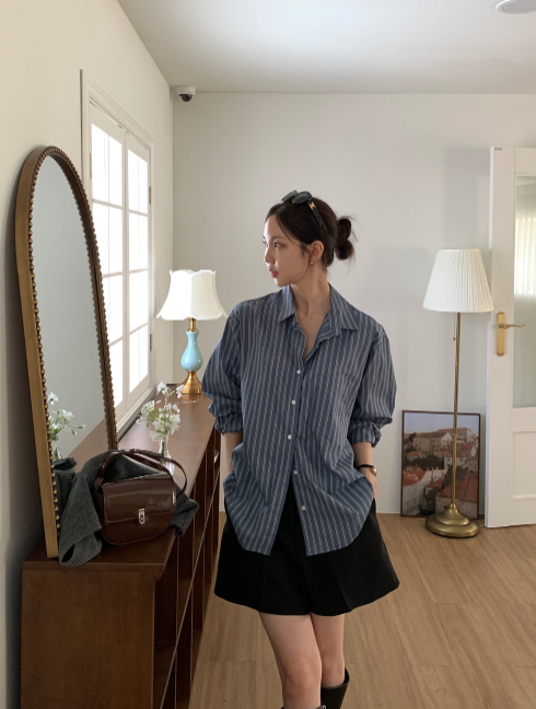 Early Stripe Oversized Shirt / 2 colors