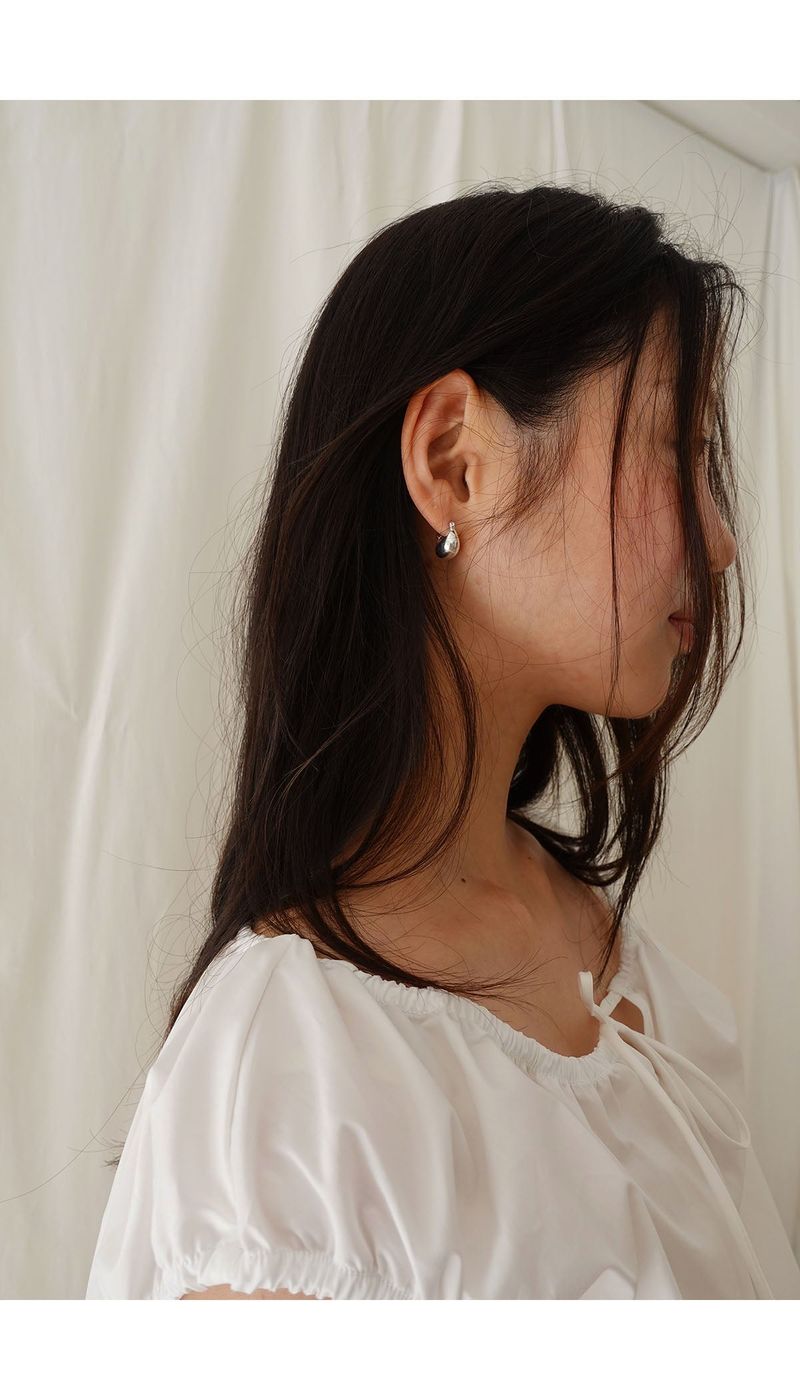 plat basket earrings