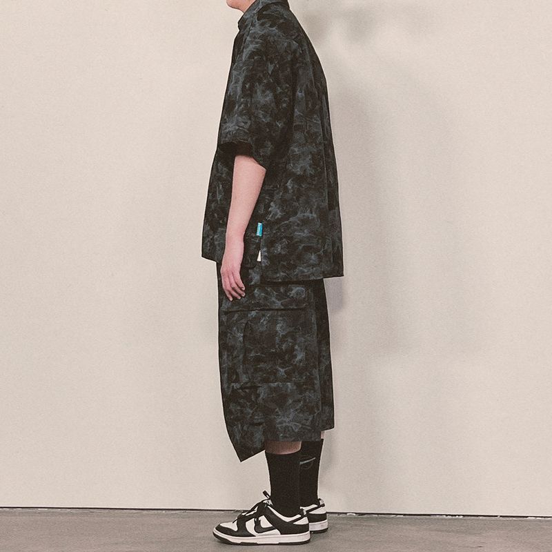 tiedye capri cargo shorts_black