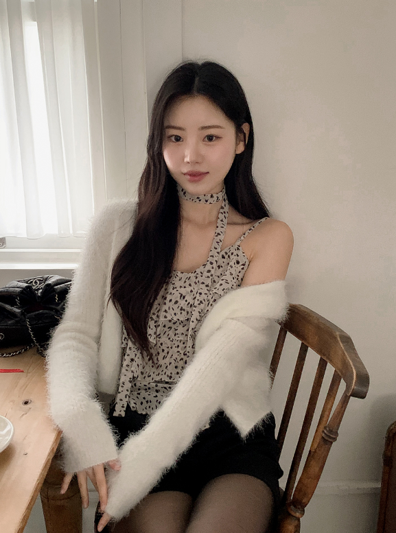 SHOPPERLAND（ショッパーランド）の「Pastel Boucle Two Button Knit Cardigan (6color)（Tops）」