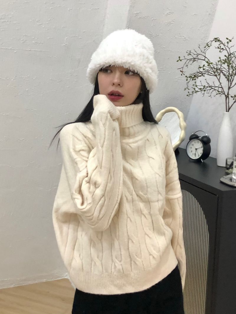 Icy fur beanie