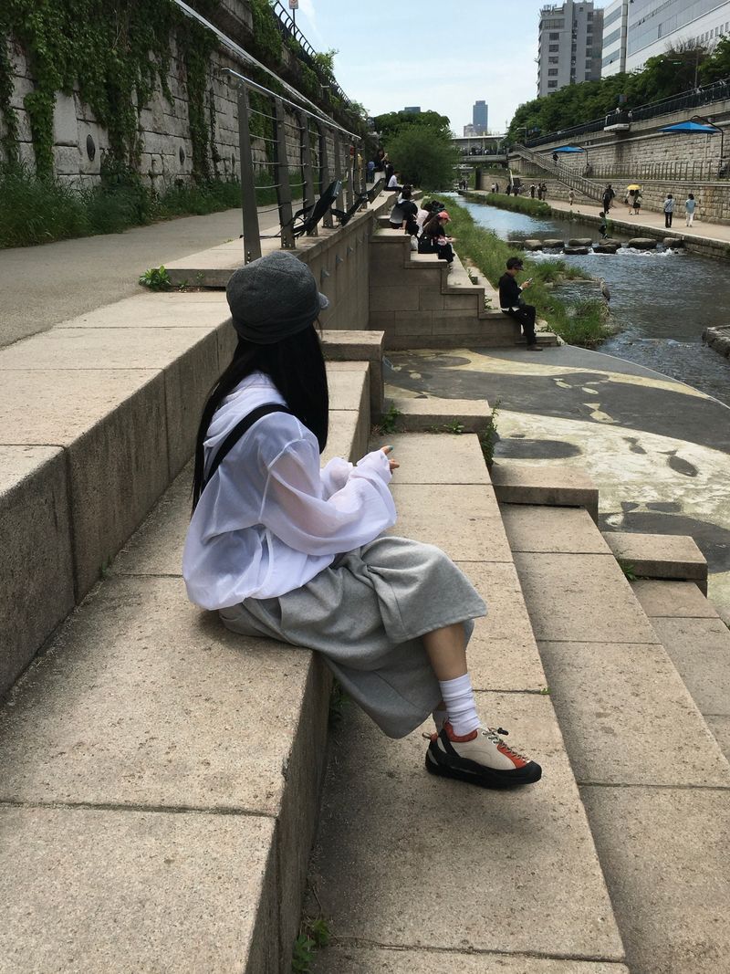 Sheer diagonal see-through windbreaker (5c)
