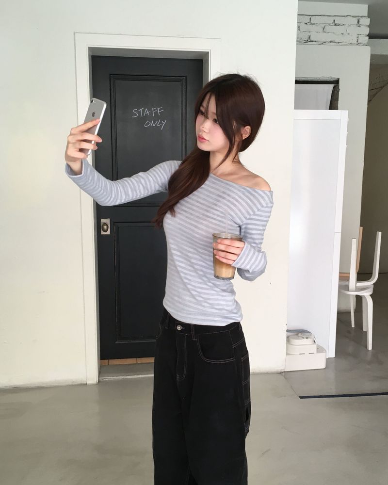 Stripe boat neck T