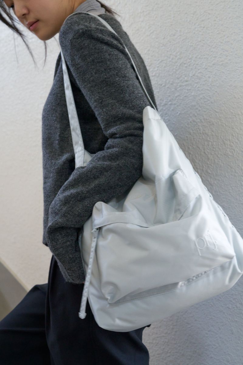 puff pocket padding bag (silver)