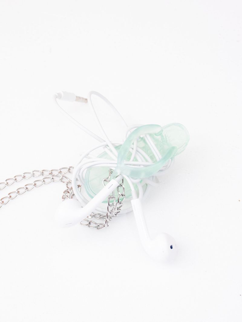 MINT FLIP-FLOP NECKLACE