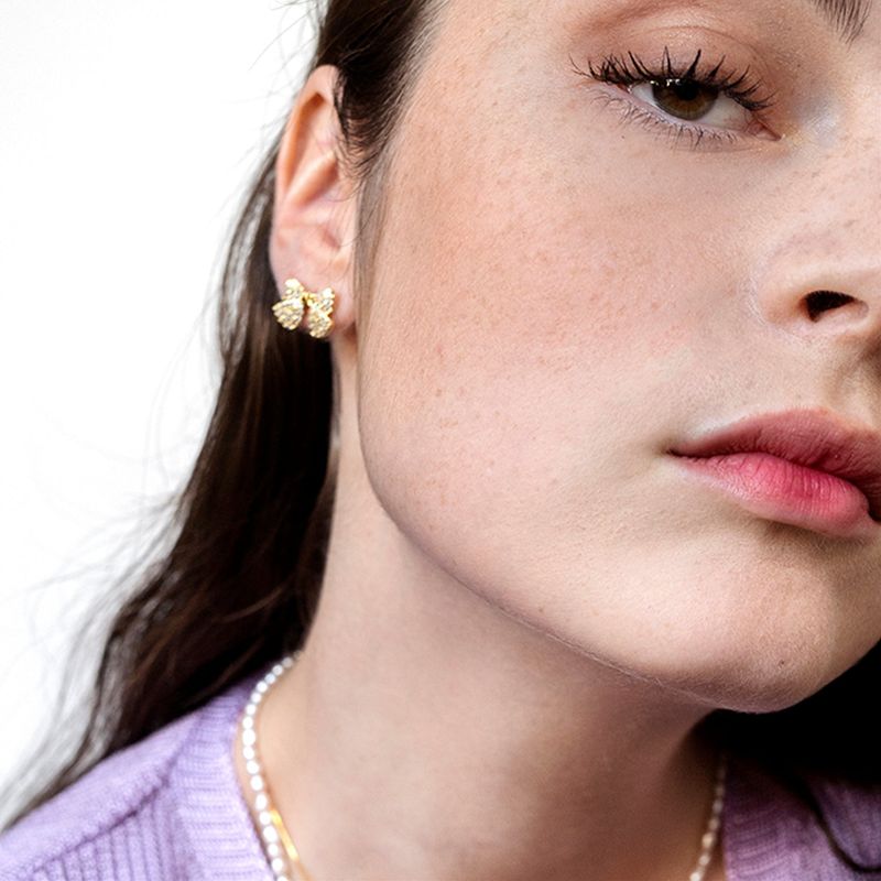 L'OMBRILLANT（ロムブリラント）の「Romantic bow earring（Accessories）」