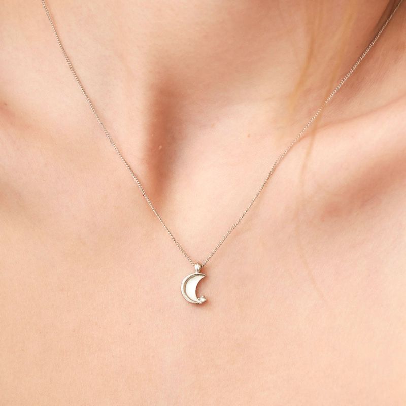 noonoofingers（ヌヌフィンガース）の「Crescent Moon Necklace（Accessories）」