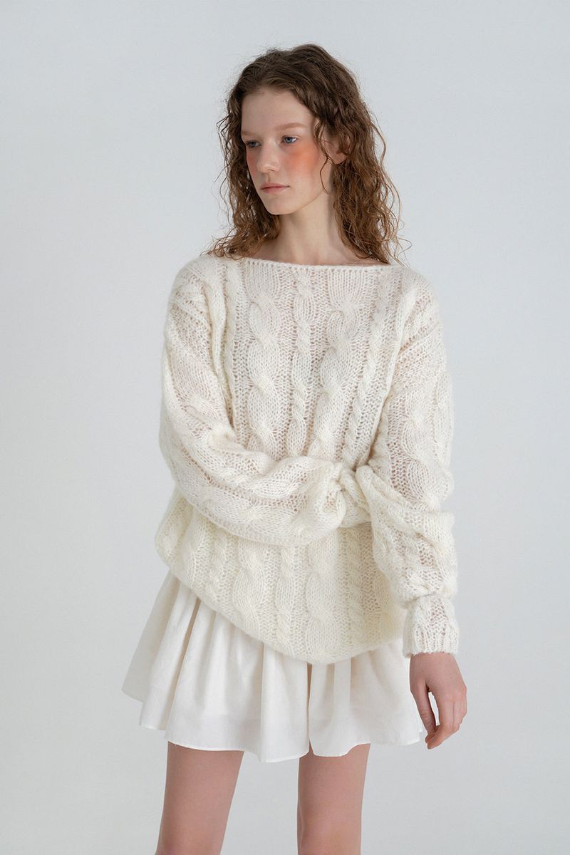 Cinnamon cable knit_ivory