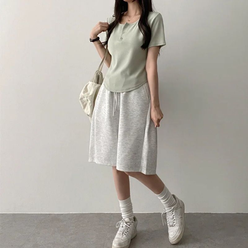 Waddoo hem round button short sleeve tee