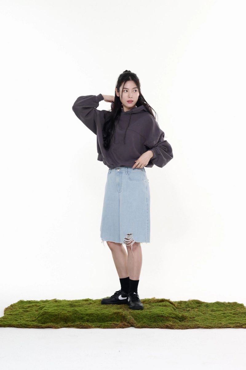 FLOWER EMABROIDER OVER FIT HOODIE