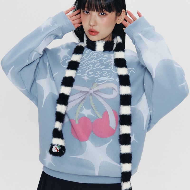 KIRSH（キルシー）の「KIRSH X PYITU チェリーグラフィックスウェット【ブルー】（トップス）」