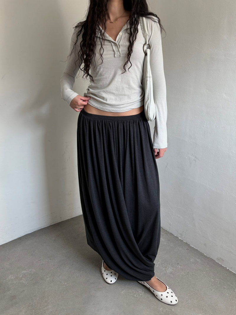 Things and stuff（シングス アンド スタッフ）の「Bloom shirring skirt（Skirts）」