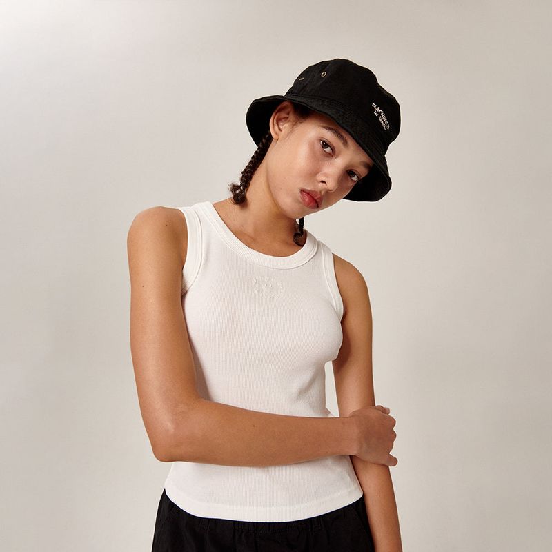 Flatwave in Seoul（フラットウェーブ イン ソウル）の「Kling Sleeveless White（Tops）」
