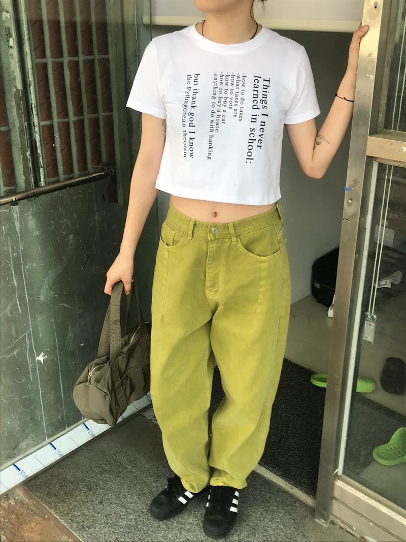 Life crop T