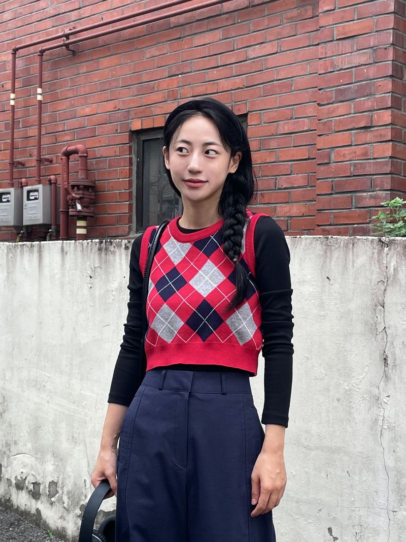 Scottish fish knit vest