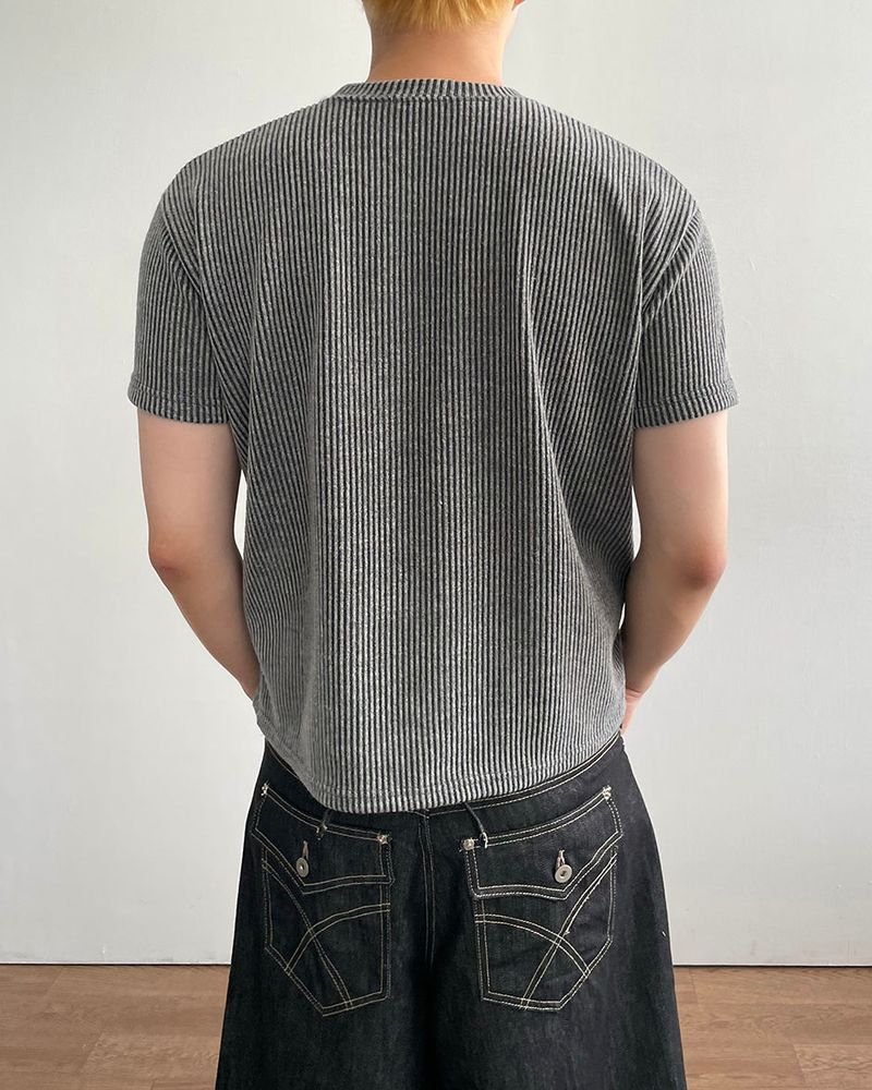 Ribbed Two-Tone Muscle Fit Short Sleeve
