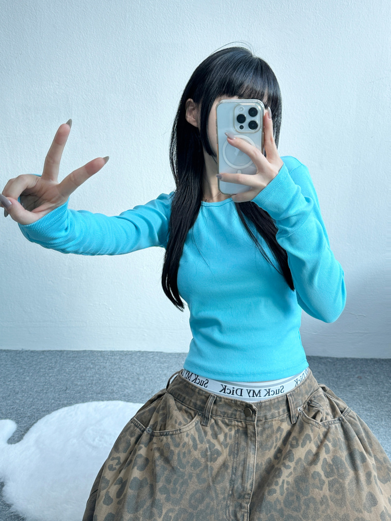 CCORTTI（コルッティ）の「OPEN BACKLESS SEMI-CROP LONG SLEEVE T💙🤍🖤 - 3 COLORS（Tops）」
