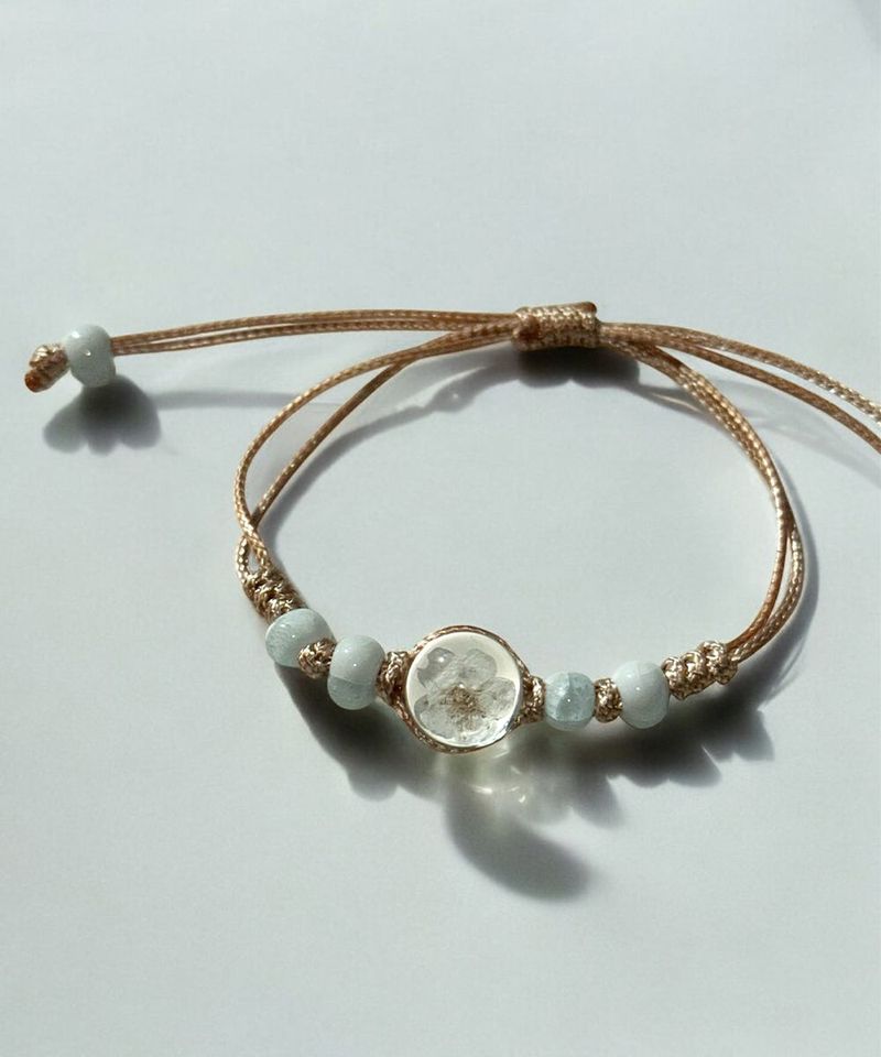 white flower bracelet