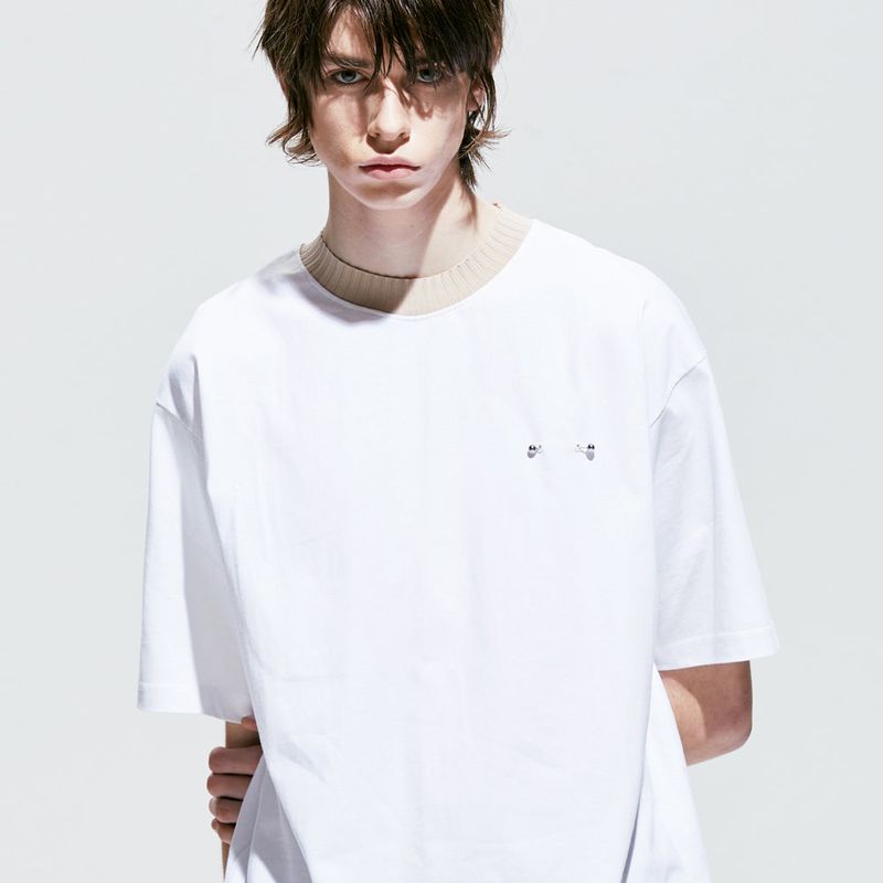 rib bold neck pierced t-shirt white
