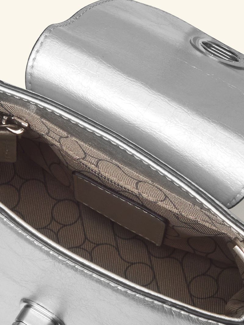 Egg Lock Tote