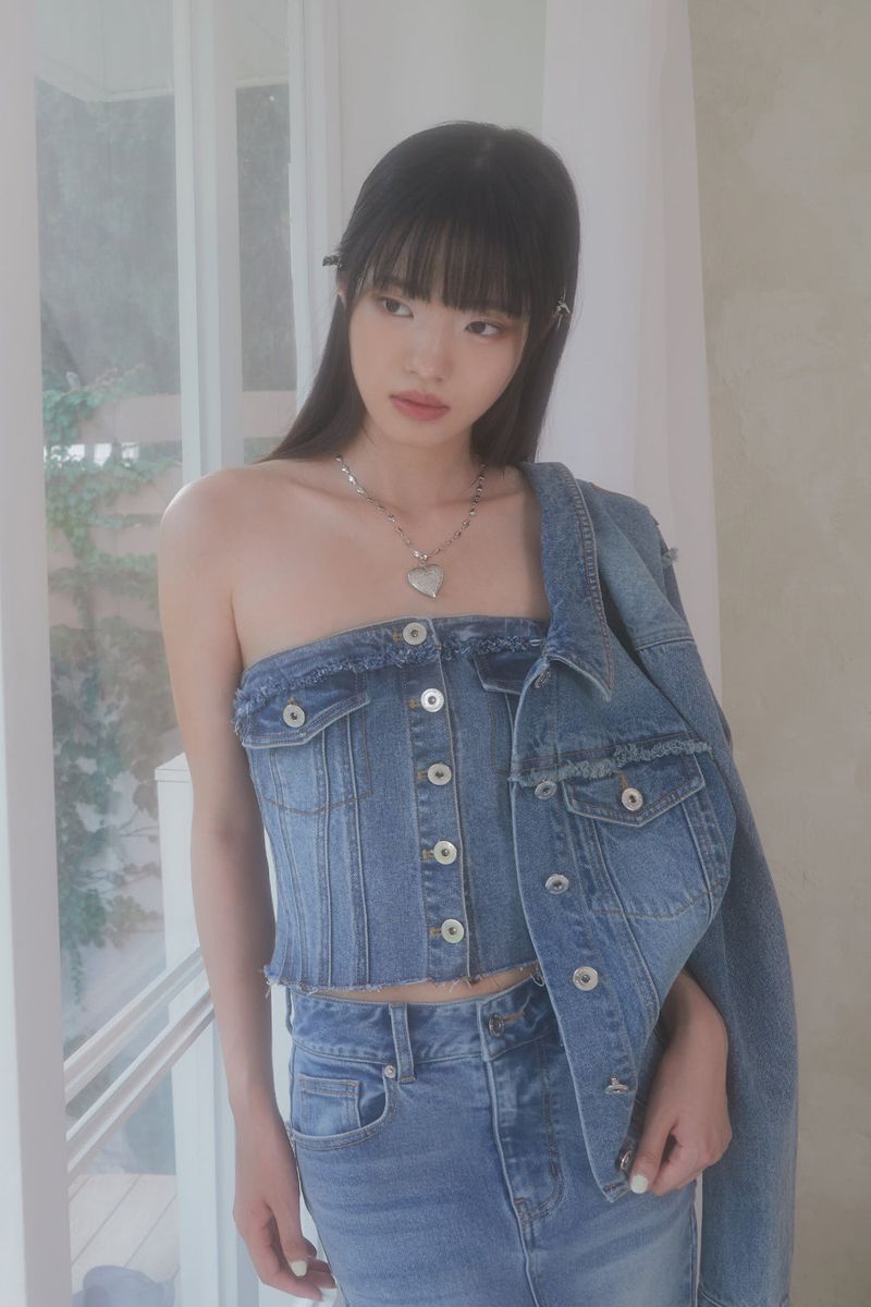 DENIM OFF SHOULDER TOP (BLUE)