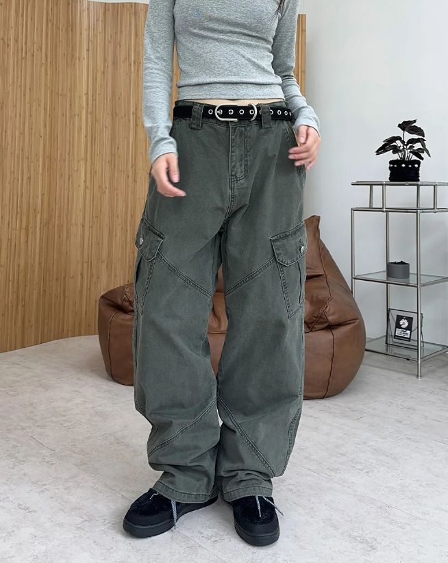 Toen-dyed diagonal cargo pants