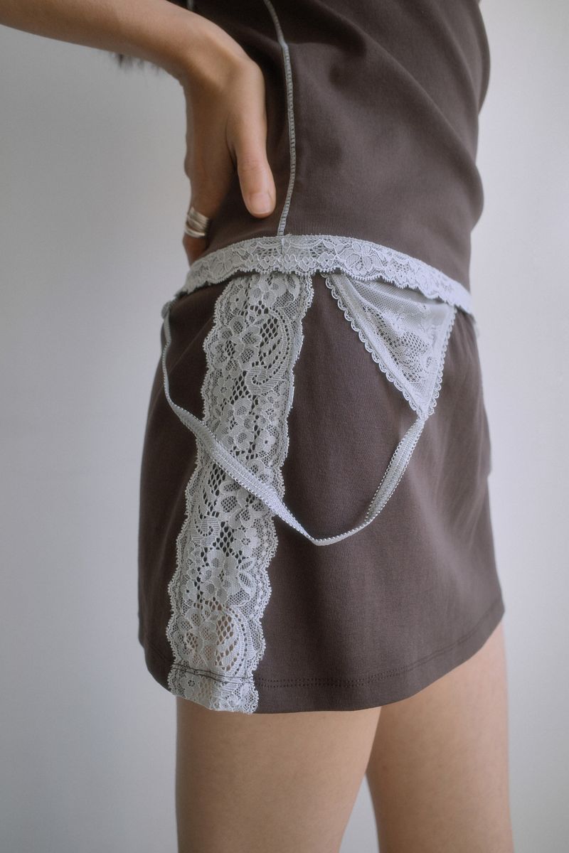 26SS★ [SET] LACE TRIM V-NECK T-SHIRT+SKIRT