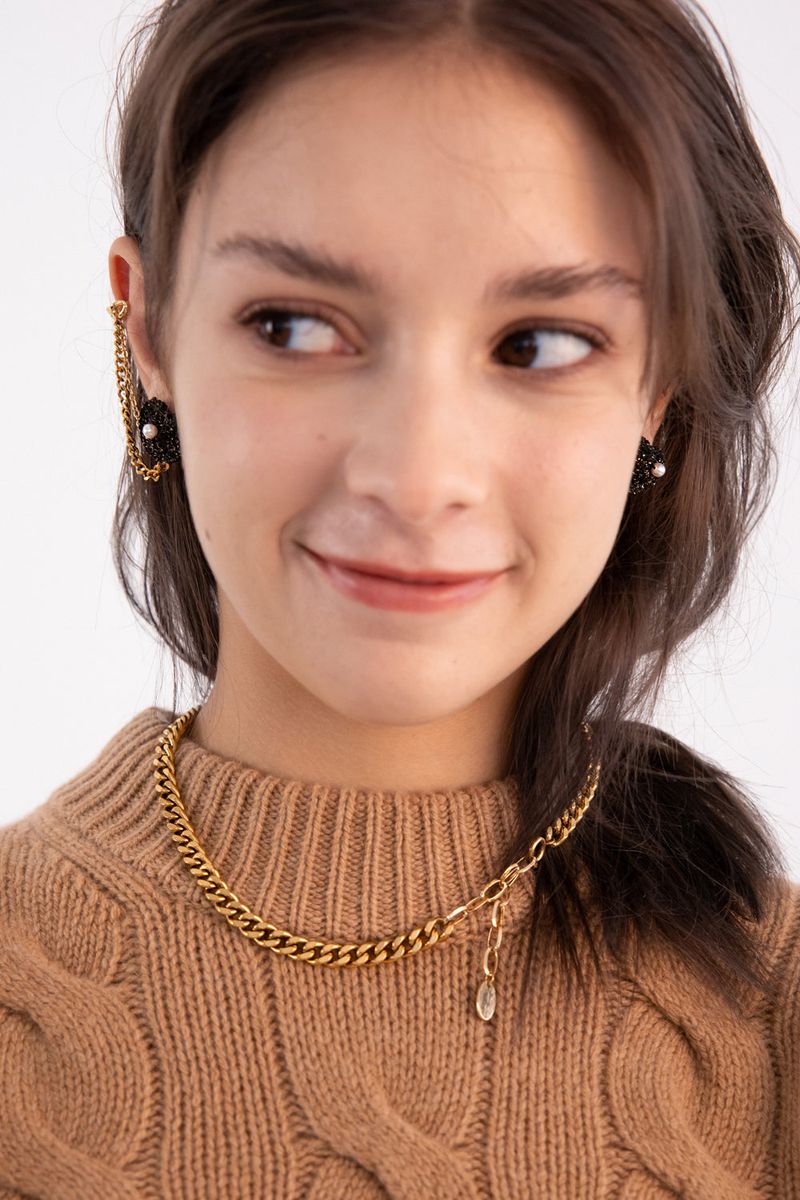 Surgical bold chain necklace