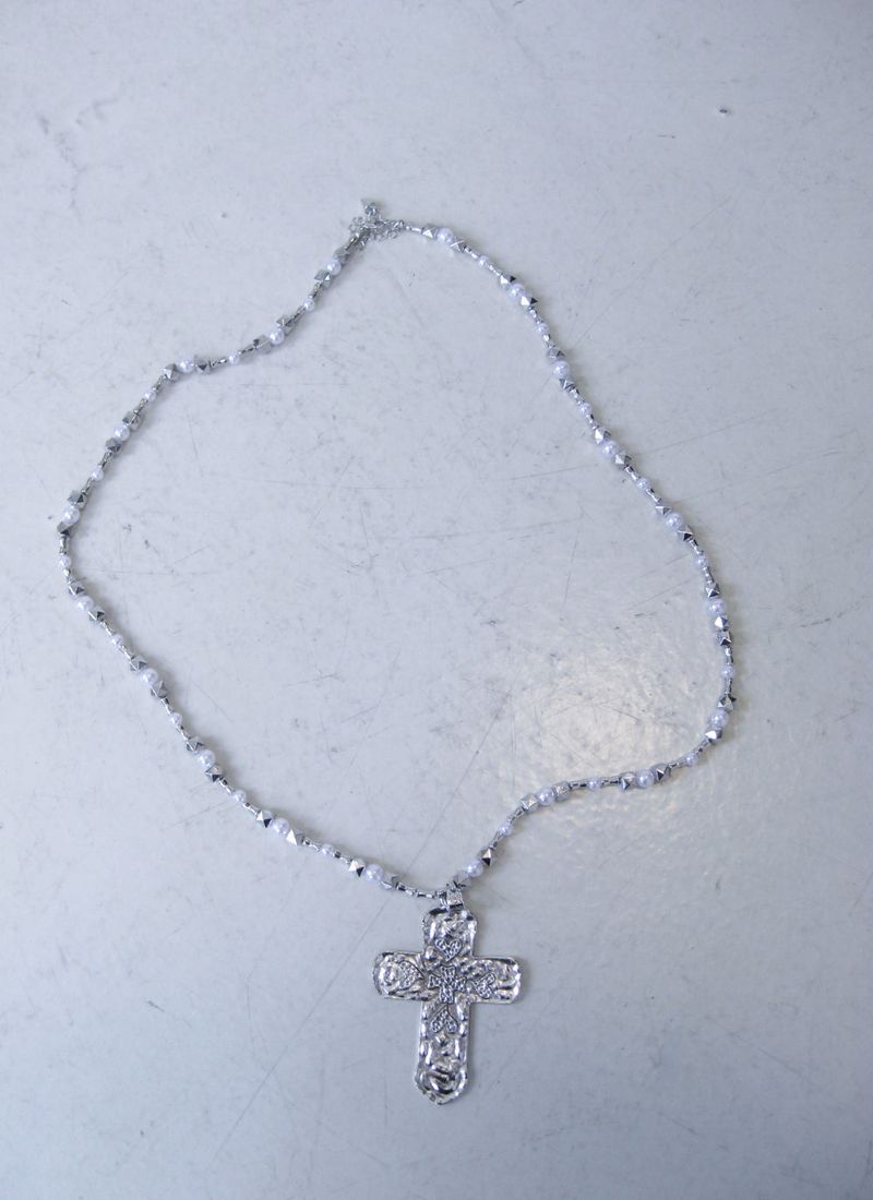 [KISS OF LIFE haneul wear] ✞ cross beads necklace ✞