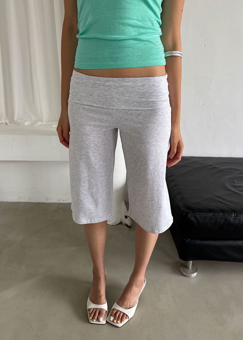 FOLDING REGULAR CAPRI PANTS