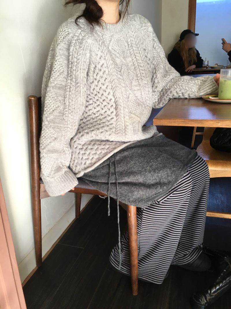 Note cable knitwear