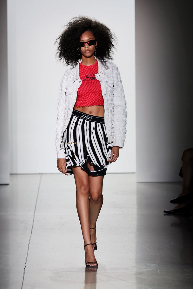ULKIN（オルキン）の「[23SS LSD COLLECTION] Mesh Layered sleeveless Top_Red（Tops）」