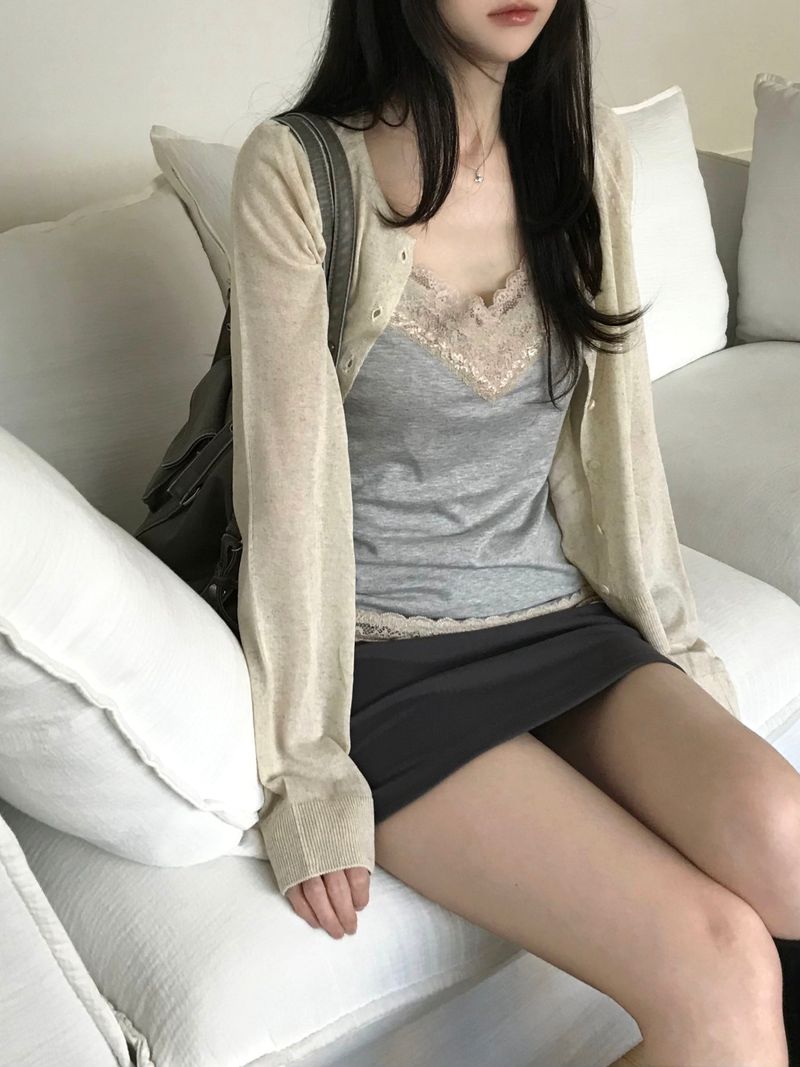 Cindy Lace Sleeveless (one color)