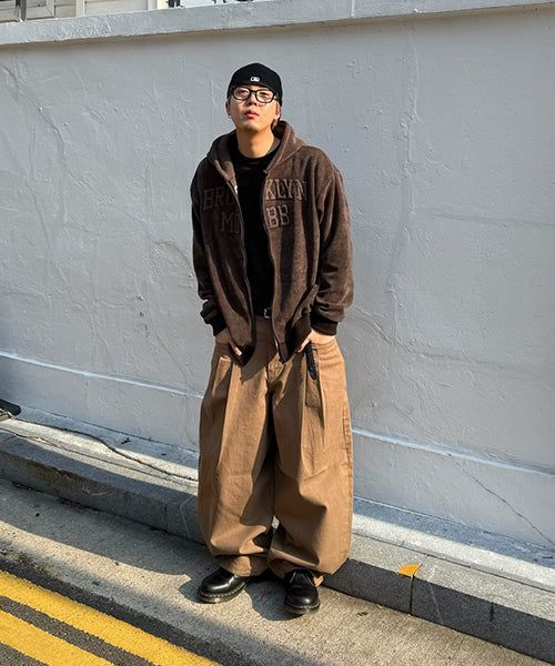 Wide Pleated Balloon Pants