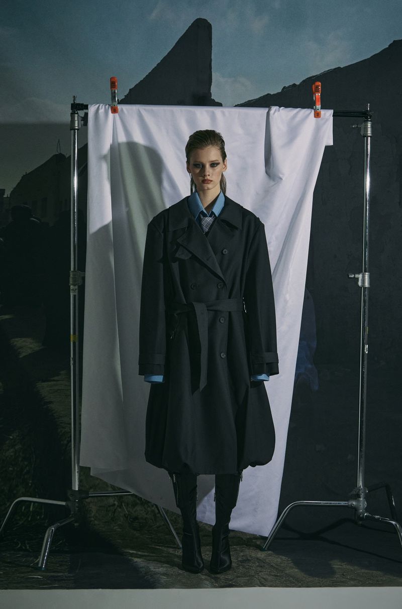 BALLOON TRENCH COAT -CHARCOAL