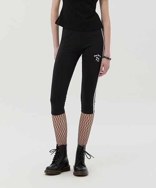 KIRSH（キルシー）の「LINE POINT SHORT LEGGINGS [BLACK]（Pants）」