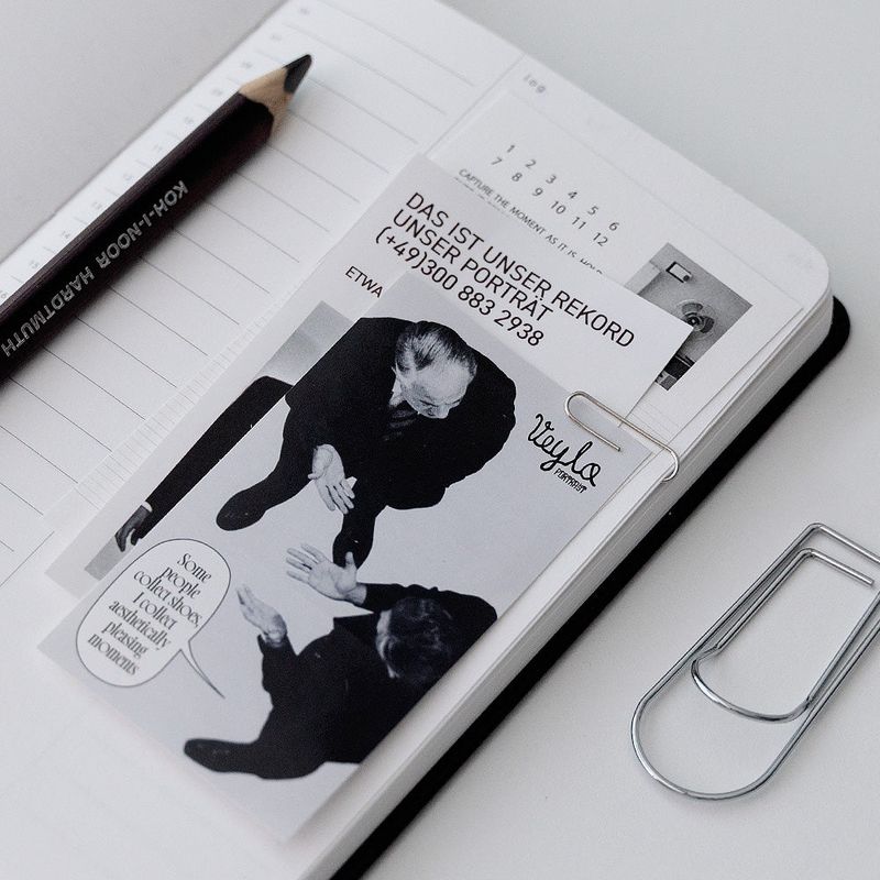 Portrait sticker package