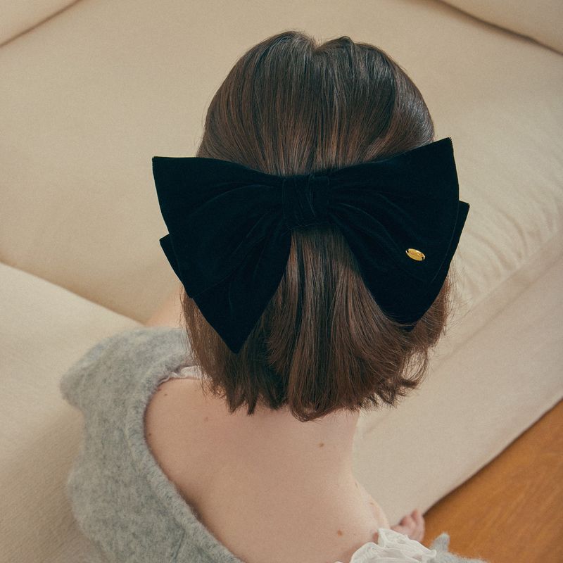 Kat Hair Clip