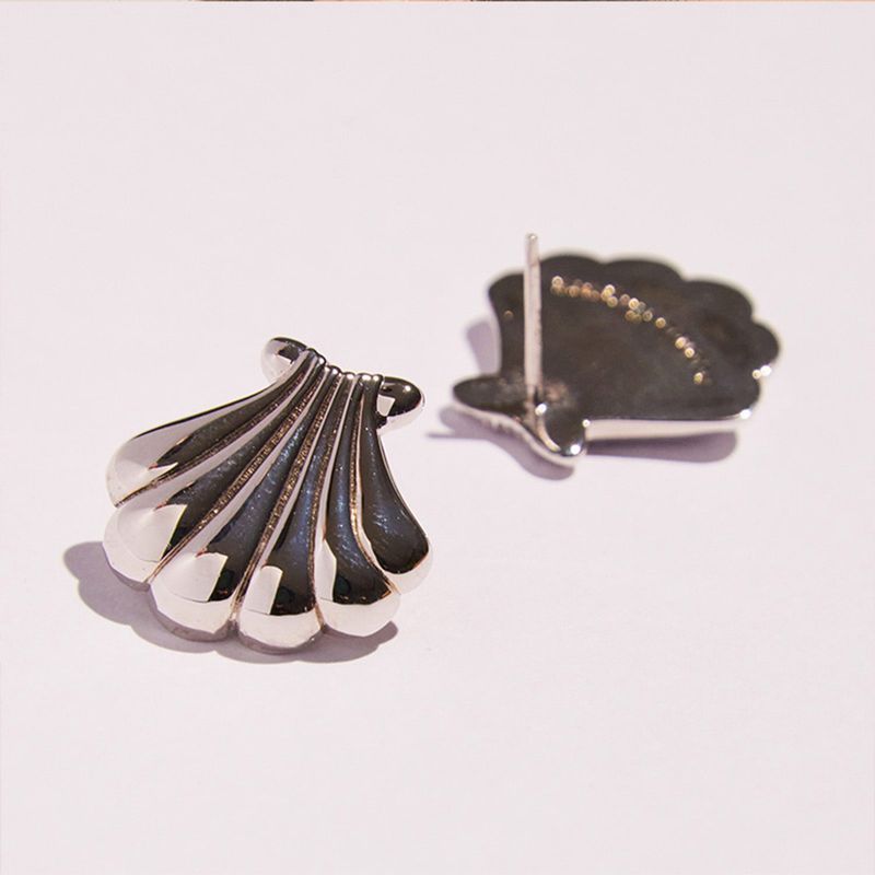noonoofingers(ヌヌフィンガース)の「SHELL WE EARRINGS(Accessories)」