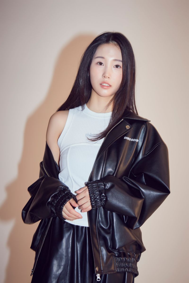 faux leather bomber jacket_bk