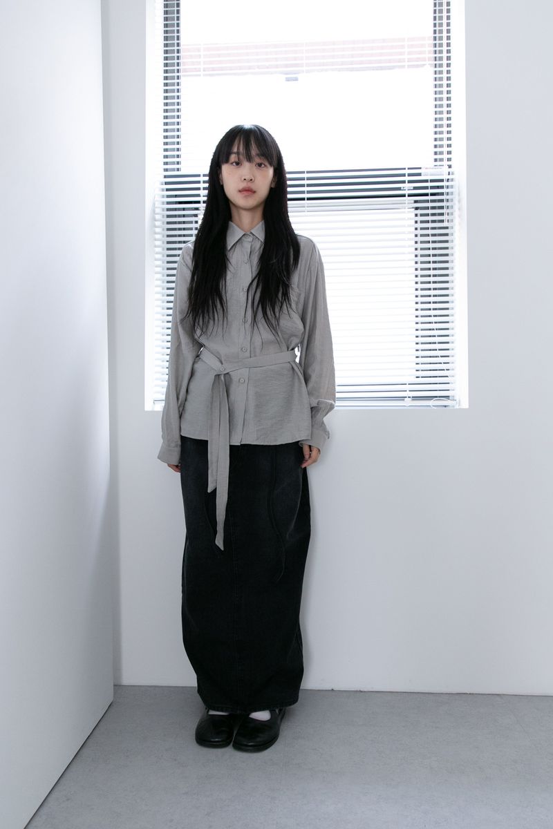 omoosoohy(オムスヒ)の「ベルトポイントストライプシャツ(3colors)(トップス)」
